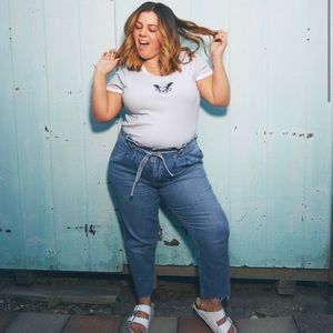 NWT Hollister Curvy Ultra High Rise Mom Jean